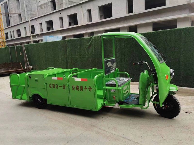 六桶尾板垃圾轉(zhuǎn)運(yùn)車(chē)
